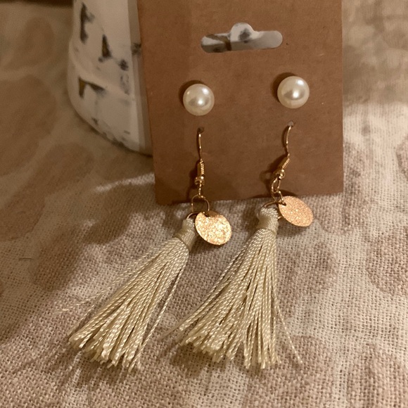 2 Pair Earring Set - Picture 3 of 3